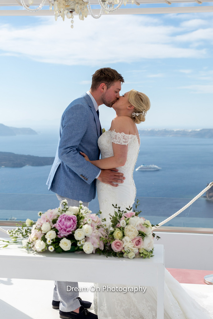 Wedding stories Santorini